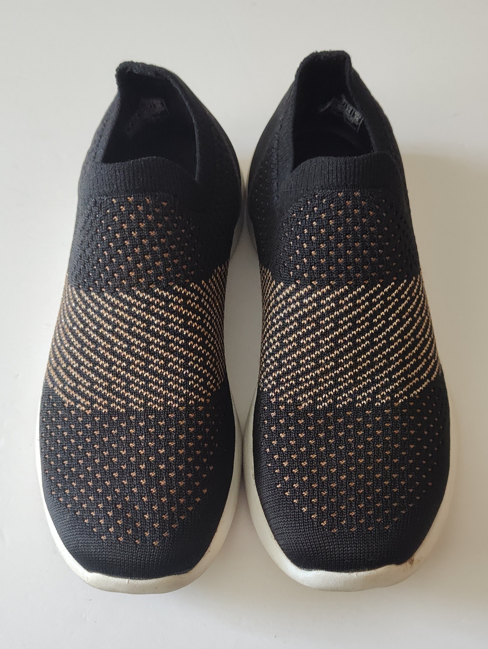 SKECHERS Slip-On Knit Sneakers Black Gold Mesh